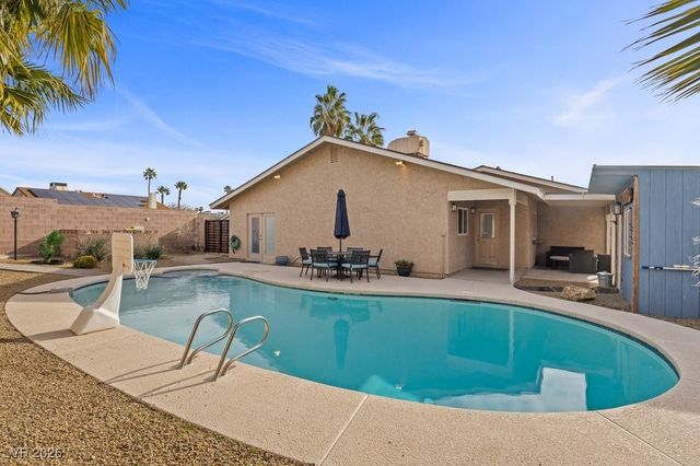 660 Del Prado Drive, Boulder City, NV 89005