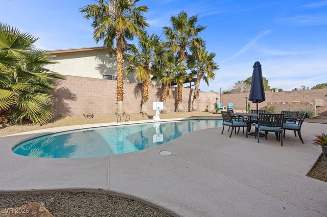 660 Del Prado Drive, Boulder City, NV 89005
