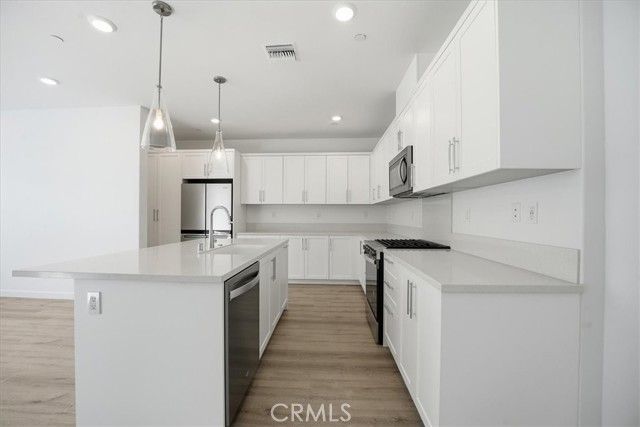 2392 Haley Point Drive 103, Ventura, CA 93003