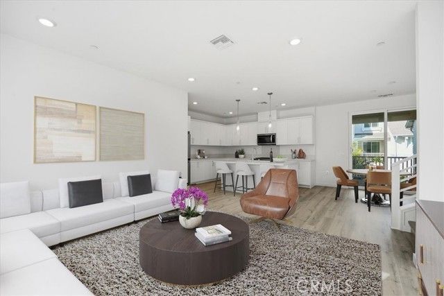 2392 Haley Point Drive 103, Ventura, CA 93003