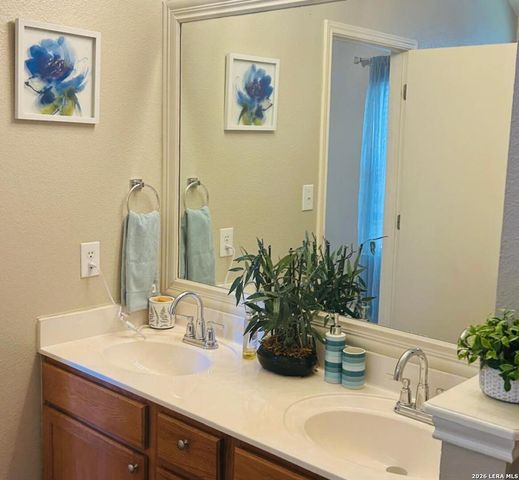 8511 SNAKEWEED DR, Converse, TX 78109