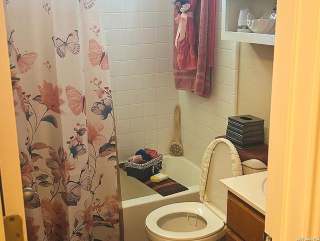 8511 SNAKEWEED DR, Converse, TX 78109