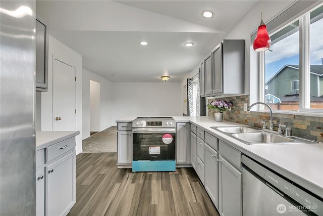 1108 200th Street Ct E, Spanaway, WA 98387