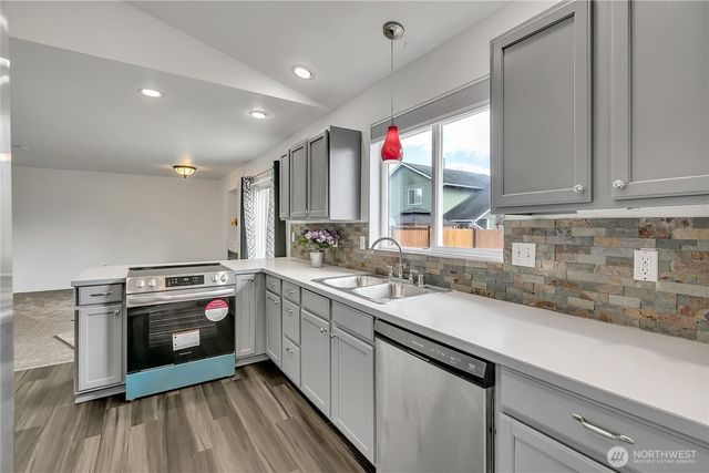 1108 200th Street Ct E, Spanaway, WA 98387