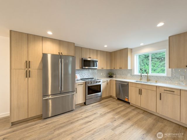 5402 20th Avenue S, Seattle, WA 98108