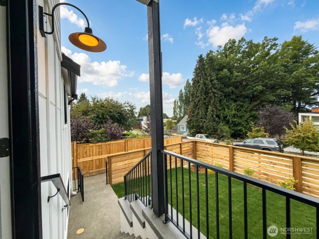 5402 20th Avenue S, Seattle, WA 98108