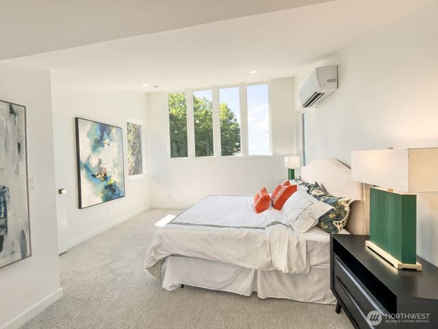 5402 20th Avenue S, Seattle, WA 98108