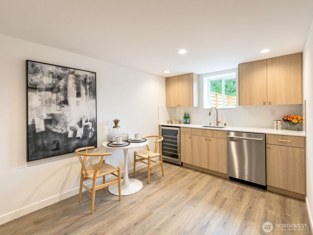 5402 20th Avenue S, Seattle, WA 98108