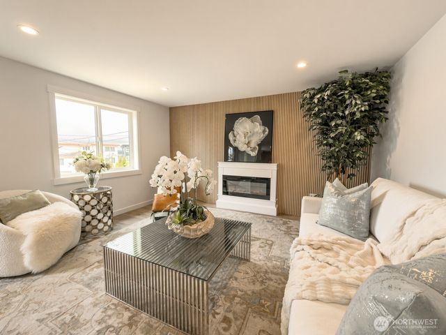 5402 20th Avenue S, Seattle, WA 98108