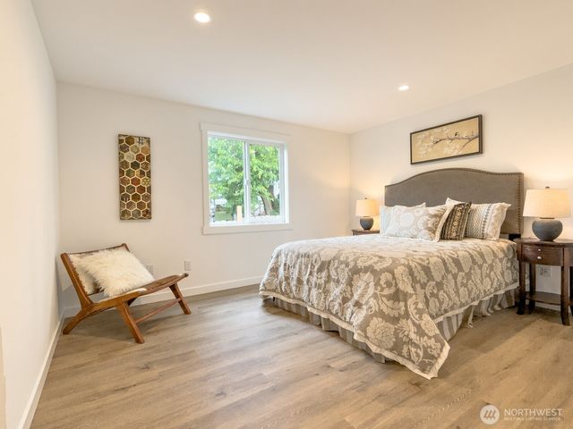 5402 20th Avenue S, Seattle, WA 98108