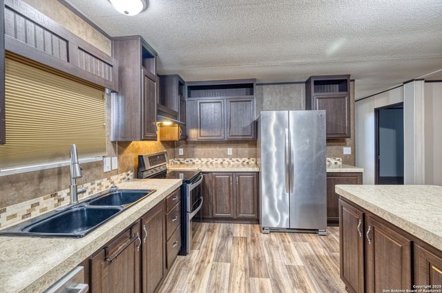 130 RIVER VALLEY, Rio Frio, TX 78879