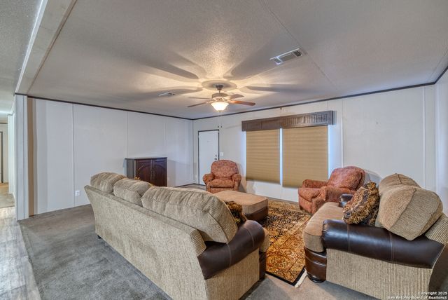 130 RIVER VALLEY, Rio Frio, TX 78879