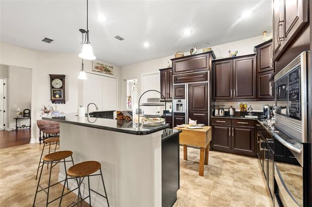 25447 HIGH HAMPTON CIRCLE, Sorrento, FL 32776