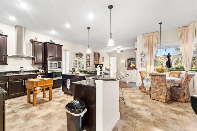 25447 HIGH HAMPTON CIRCLE, Sorrento, FL 32776