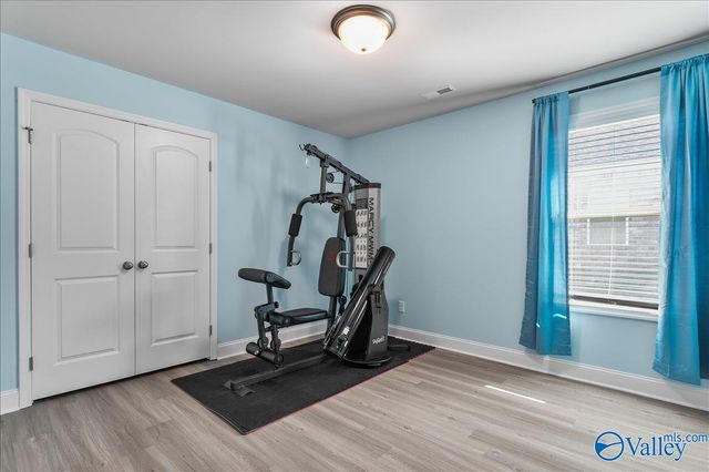 143 River Pointe Drive W, New Market, AL 35761