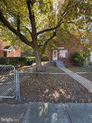 3222 13TH RD S, Arlington, VA 22204