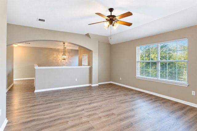 917 Abbeyglen Castle DR, Pflugerville, TX 78660