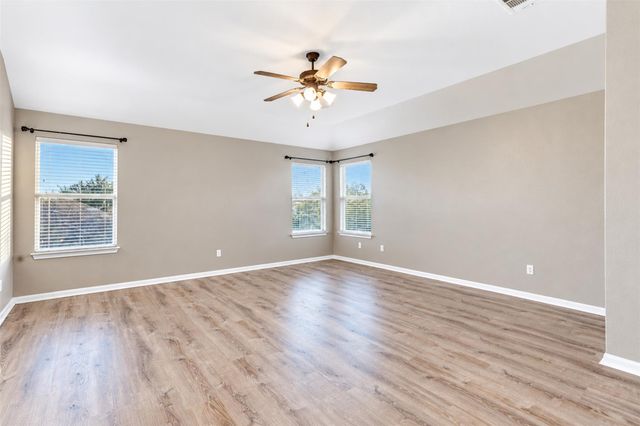 917 Abbeyglen Castle DR, Pflugerville, TX 78660