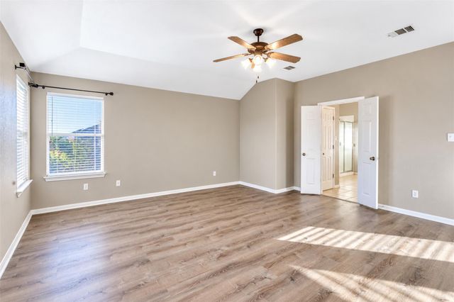 917 Abbeyglen Castle DR, Pflugerville, TX 78660