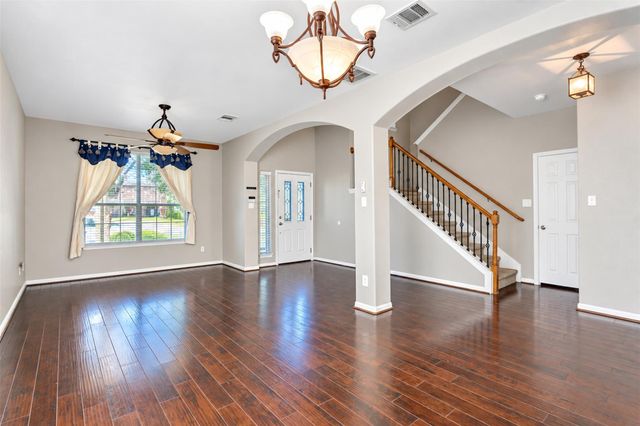 917 Abbeyglen Castle DR, Pflugerville, TX 78660