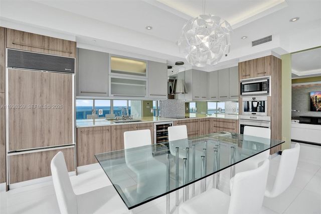 15811 Collins Ave 2201, Sunny Isles Beach, FL 33160