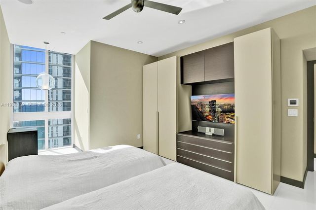 15811 Collins Ave 2201, Sunny Isles Beach, FL 33160