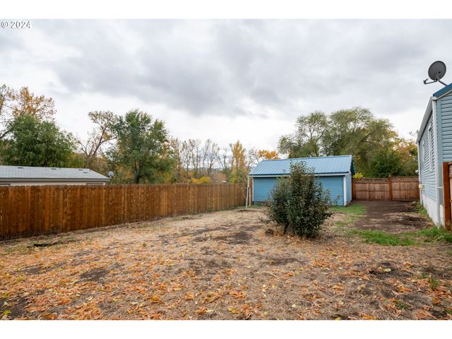 410 N MOUNTAIN Blvd, Mount Vernon, OR 97865