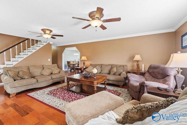 532 County Road 152, Section, AL 35771