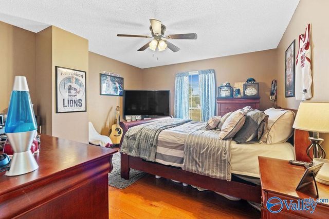 532 County Road 152, Section, AL 35771