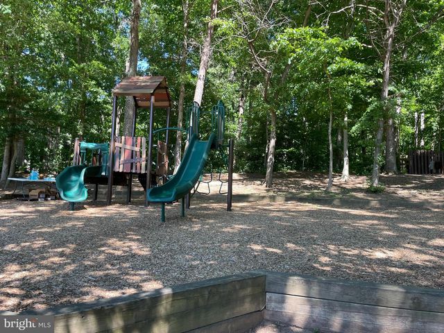 15426 SILVAN GLEN DR, Dumfries, VA 22025