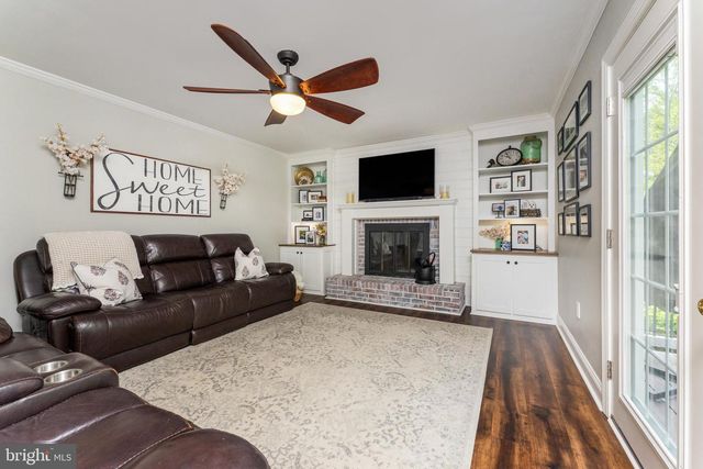 15426 SILVAN GLEN DR, Dumfries, VA 22025