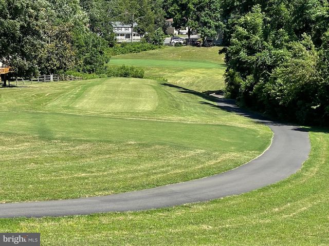 15426 SILVAN GLEN DR, Dumfries, VA 22025