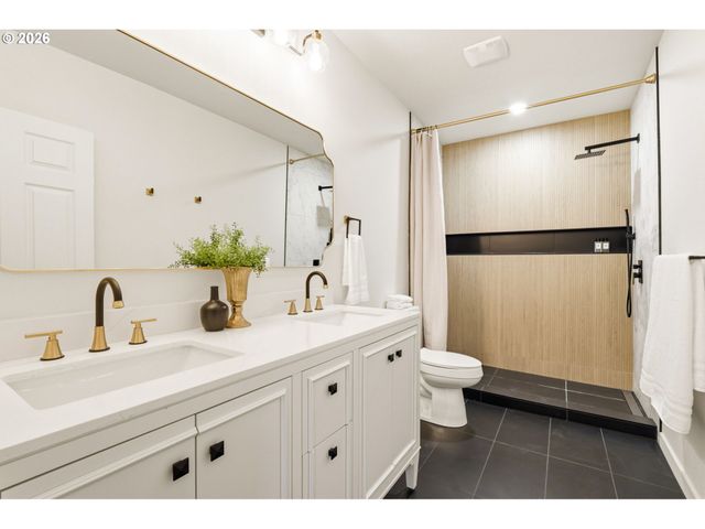 3612 Ne 49TH St, Vancouver, WA 98661