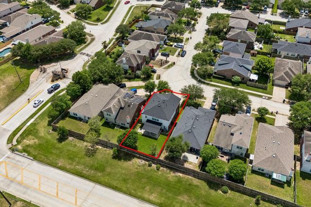 527 Cypresswood Knoll, Spring, TX 77373