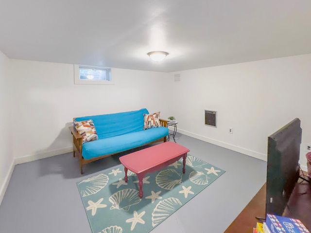 35 Meadow Drive, Eastham, MA 02642