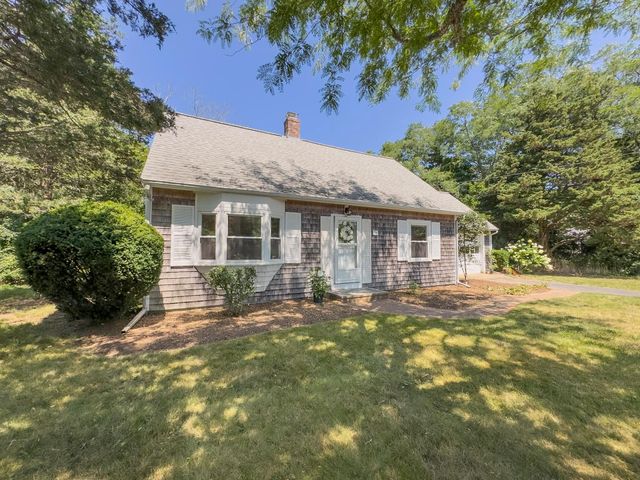 35 Meadow Drive, Eastham, MA 02642