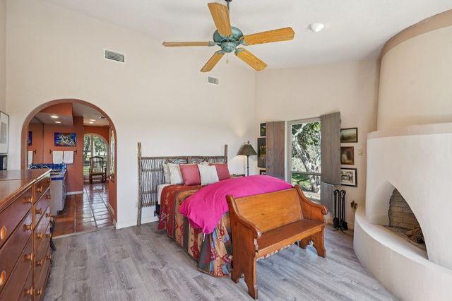 108 Brushy Dr, Kerrville, TX 78025
