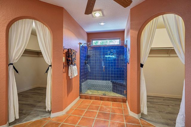108 Brushy Dr, Kerrville, TX 78025