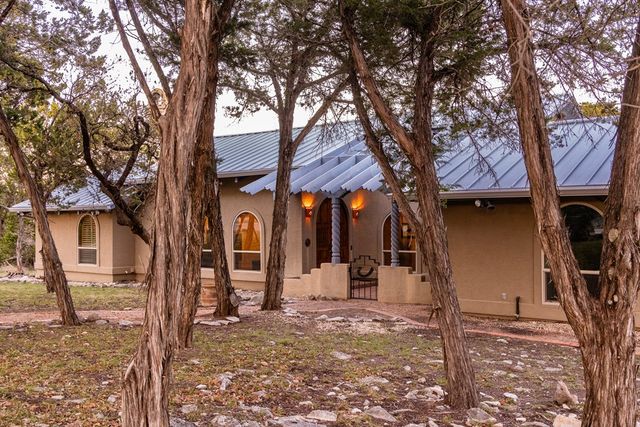 108 Brushy Dr, Kerrville, TX 78025