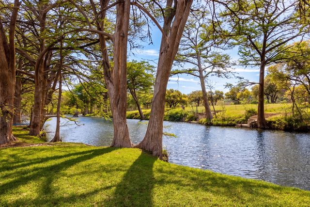 108 Brushy Dr, Kerrville, TX 78025
