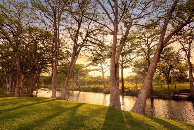 108 Brushy Dr, Kerrville, TX 78025