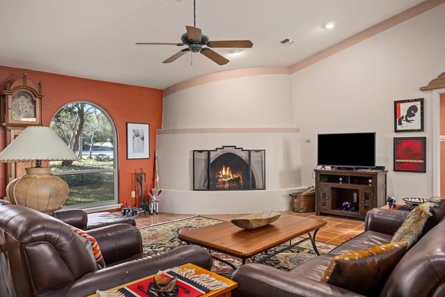 108 Brushy Dr, Kerrville, TX 78025