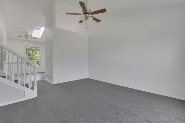 6899 Weurful Drive, Canal Winchester, OH 43110