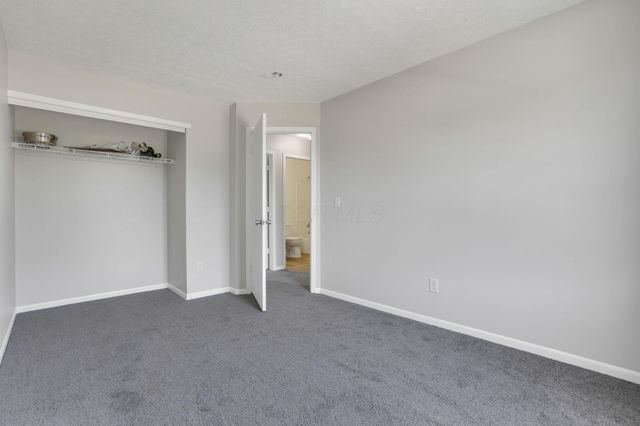 6899 Weurful Drive, Canal Winchester, OH 43110