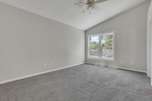 6899 Weurful Drive, Canal Winchester, OH 43110