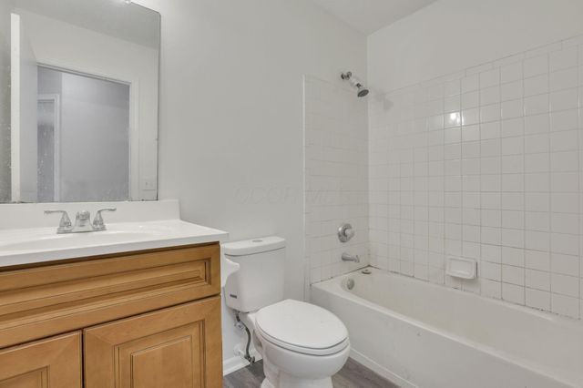 6899 Weurful Drive, Canal Winchester, OH 43110