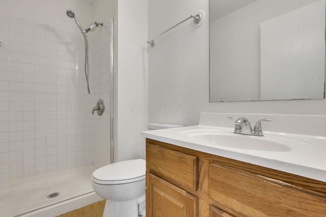 6899 Weurful Drive, Canal Winchester, OH 43110