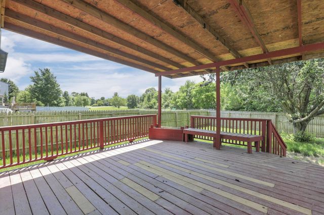 6899 Weurful Drive, Canal Winchester, OH 43110