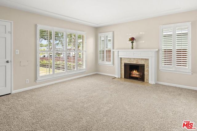 4051 Minerva Avenue, Los Angeles, CA 90066