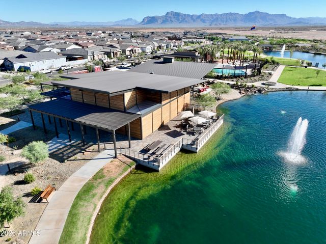 728 W FREMONT Pass, Apache Junction, AZ 85120